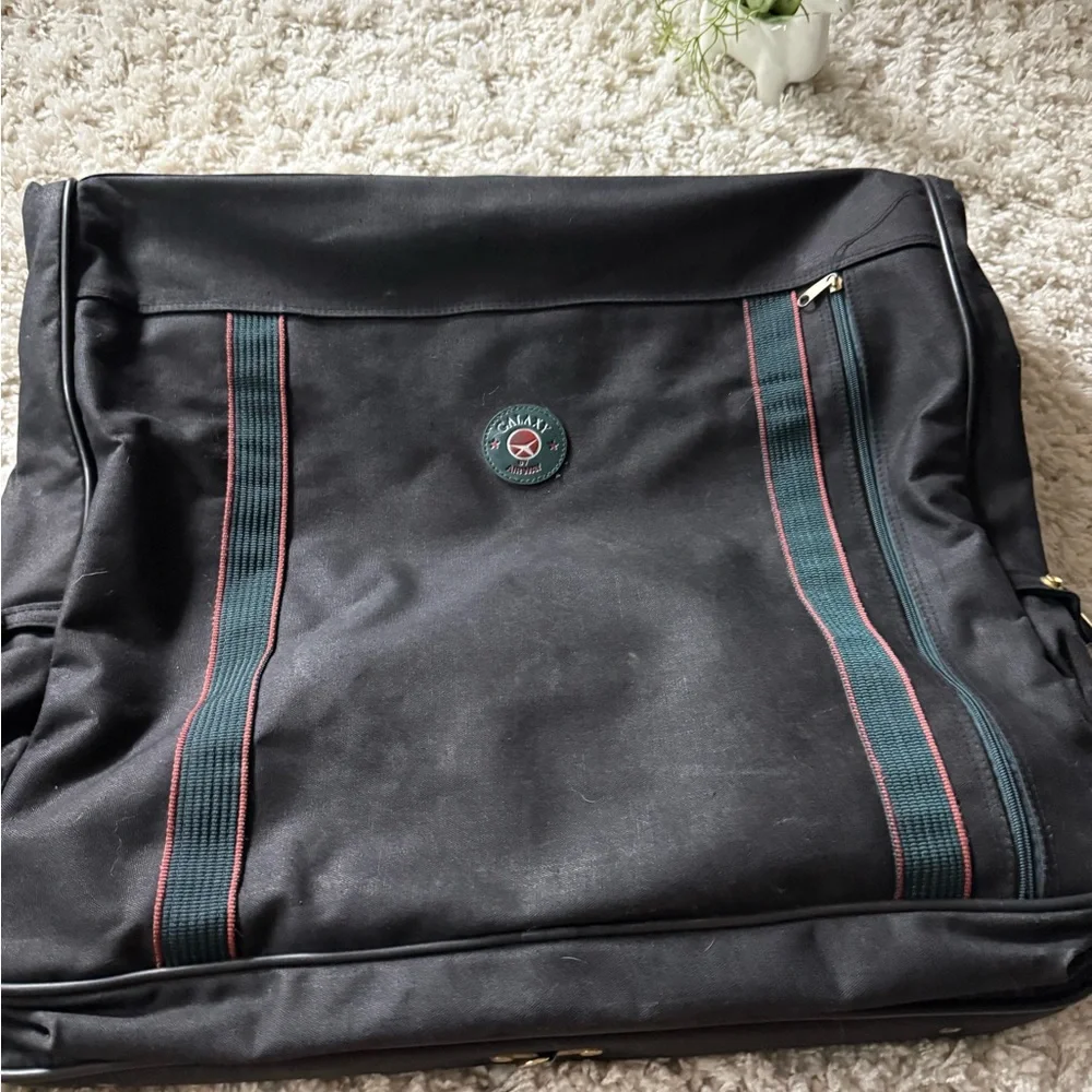 Samsonite Black and Green Travel Bag